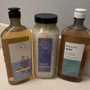 Aromatherapy Bath & Body - Set - (2) Body Wash/Foam Bath & 1 Bath Soak Salts